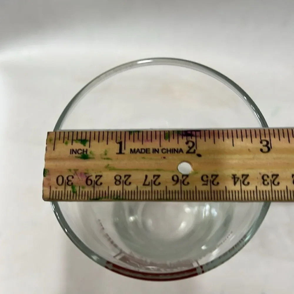 Schlitz Beer Glass with Red Logo 12 Oz 6 1/2 In Tall 3 In Round Milwaukee Famous